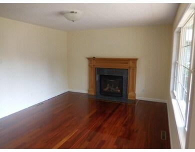 60 Switzer Ave, Springfield, MA 01109 - photo 5
