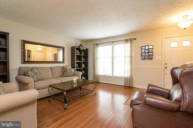 8106 Brightlink Ct, Ellicott City, MD 21043 - photo 2