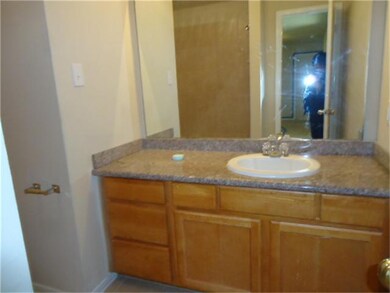 6827 Dumble St unit B, Houston, TX 77021 - photo 7