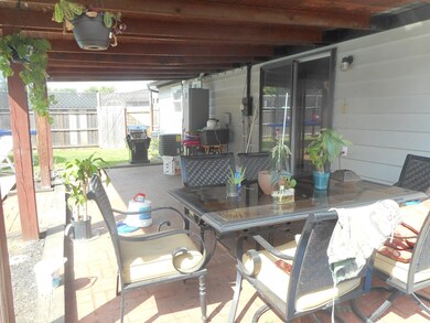 Covered Patio Area