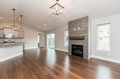 1701 Bobcat Dr NW, Cedar Rapids, IA 52405 - photo 7