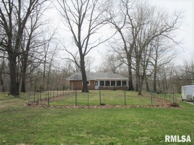 3546 W Queen Ann Ct, Peoria, IL 61615 - photo 2