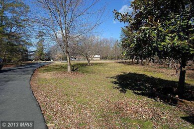 37135 E Lakeland Dr, Mechanicsville, MD 20659 - photo 7