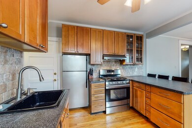 26 Plymouth St unit 1, Cambridge, MA 02141 - photo 2