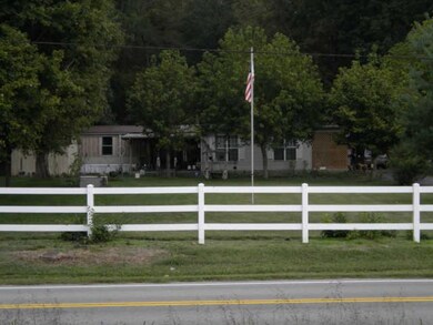 9132 Highway 147, Stewart, TN 37175 - photo 2