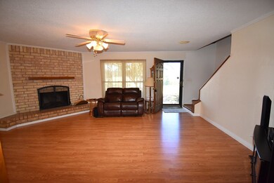 3201 Sycamore Ave, Bay City, TX 77414 - photo 5