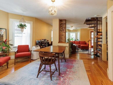 269 Summer St unit 2, Somerville, MA 02144 - photo 2