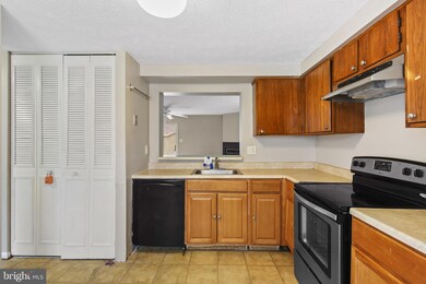 1199 White Coral Ct, Arnold, MD 21012 - photo 6