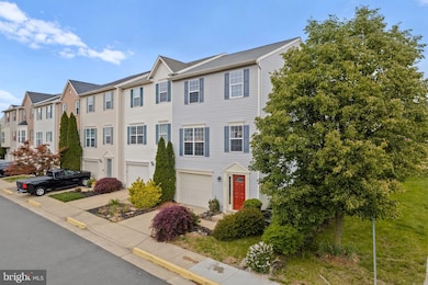 532 Tuliptree Square NE, Leesburg, VA 20176 - photo 3