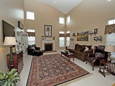 111 Scenery Hill Dr, Canonsburg, PA 15317 - photo 3