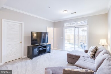 9145 Silvershadow Ct, Lorton, VA 22079 - photo 6