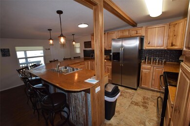 1016 W Lake Dr, Weatherford, TX 76087 - photo 5