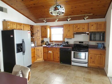 406 Oak Dr, La Porte, IN 46350 - photo 6