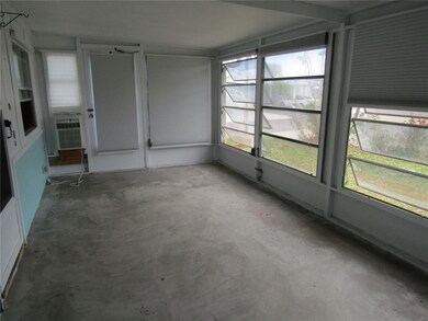 721 Roma Rd, Venice, FL 34285 - photo 5