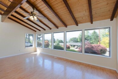 1749 NE Beverly Dr, Grants Pass, OR 97526 - photo 6