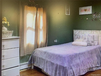 54 Robert St, Freeport, NY 11520 - photo 7