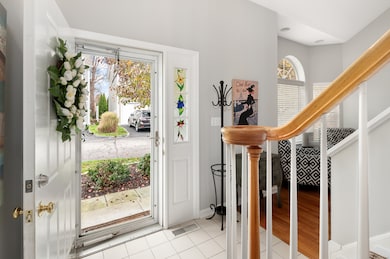 596 Glenbrook Rd unit 36, Stamford, CT 06906 - photo 2