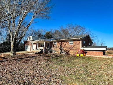 1712 Goddard Ln, Dandridge, TN 37725 - photo 4