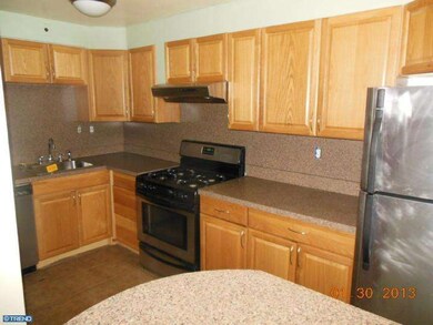 25 Clarendon Dr, Darby, PA 19023 - photo 4