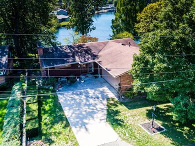 7076 S Maple, Coloma, MI - Paw Paw Lake