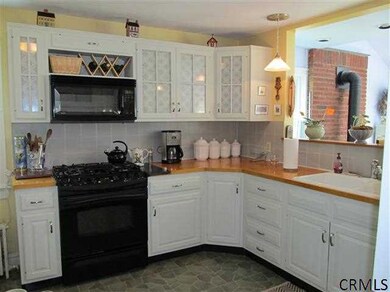 90 Grant Ave, Glens Falls, NY 12801 - photo 3