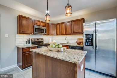 2370 Albot Rd, Reston, VA 20191 - photo 4