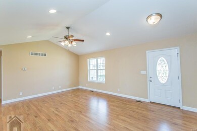 19436 Laney Rd, Waynesville, MO 65583 - photo 7