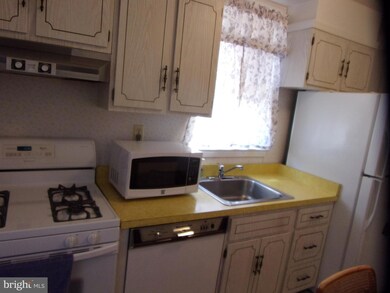 3314 E Northern Pkwy, Baltimore, MD 21206 - photo 7