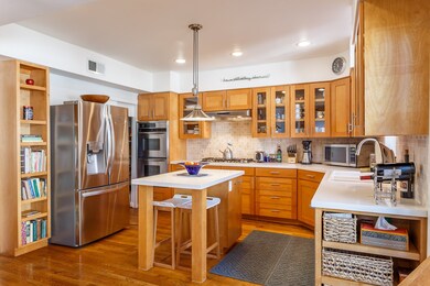 1740 Marshall St, Houston, TX 77098 - photo 5