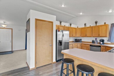 1112 N Tara Lee St, Medical Lake, WA 99022 - photo 5