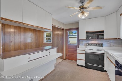 20 Luppatatong Ave, Keyport, NJ 07735 - photo 6