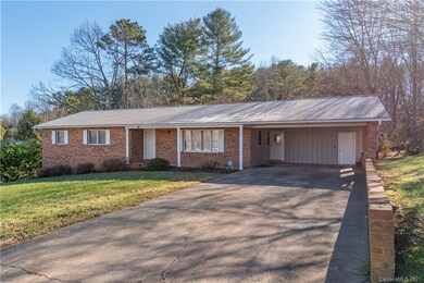 29 Fieldcrest Cir, Asheville, NC 28806 - photo 2