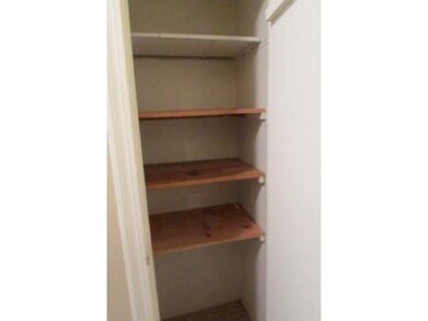 9 Louisburg Square unit U11, Nashua, NH 03060 - photo 4