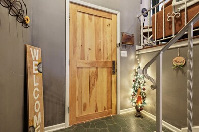 1008 S 8th Ave E, Newton, IA 50208 - photo 4