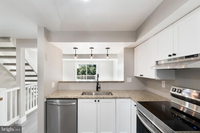 8207 Styers Ct, Laurel, MD 20723 - photo 6