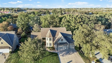 2436 NW Valley View Dr, Lees Summit, MO 64081 - photo 4