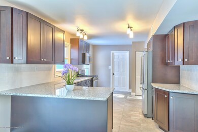 32 Jubilee Cir, Matawan, NJ 07747 - photo 7