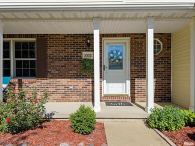 5332 N Castleberry Dr, Peoria, IL 61615 - photo 2