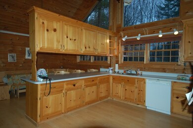 7A Dugway Rd, Newton, NH 03858 - photo 4