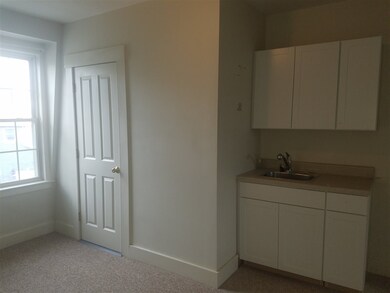 25 Portland Ave unit 8, Dover, NH 03820 - photo 3