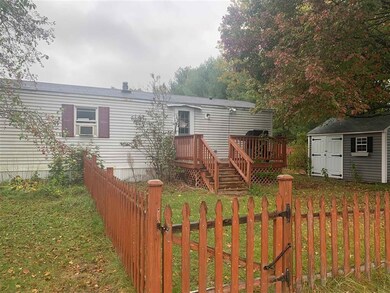 28 Wildflower Way, Rochester, NH 03868 - photo 3