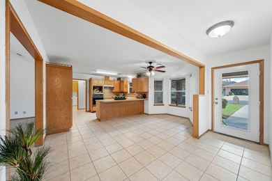 216 Edgewood Dr, Fredericksburg, TX 78624 - photo 6