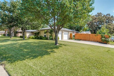 8700 Copper Canyon Rd, North Richland Hills, TX 76182 - photo 3