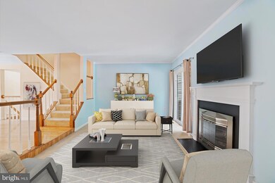 6304 Mary Todd Ct, Centreville, VA 20121 - photo 2