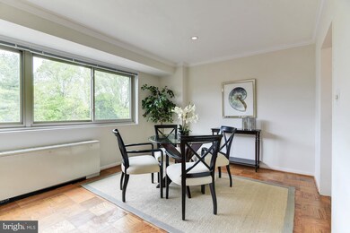 Kenwood House unit 503, Chevy Chase, MD 20815 - photo 5