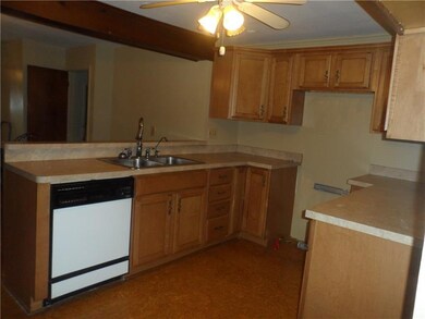 21 Kunkle Ave, Homer City, PA 15748 - photo 2