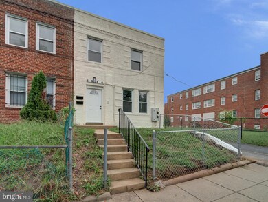 1946 I St NE, Washington, DC 20002 - photo 3