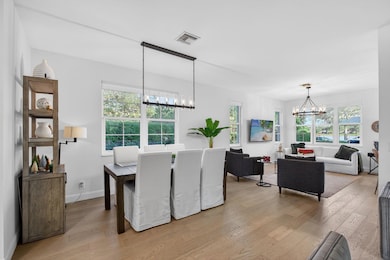 562 Tomahawk Ct, Palm Beach Gardens, FL 33410 - photo 7