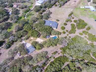 19012 Chimney Creek Rd, Helotes, TX 78023 - photo 3