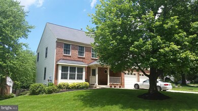 13204 Ben Nevis Ct, Herndon, VA 20171 - photo 2